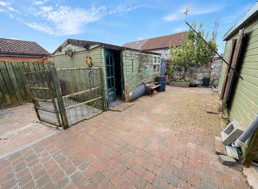 12 White Rise, Dunmurry, Belfast, BT17 0XB