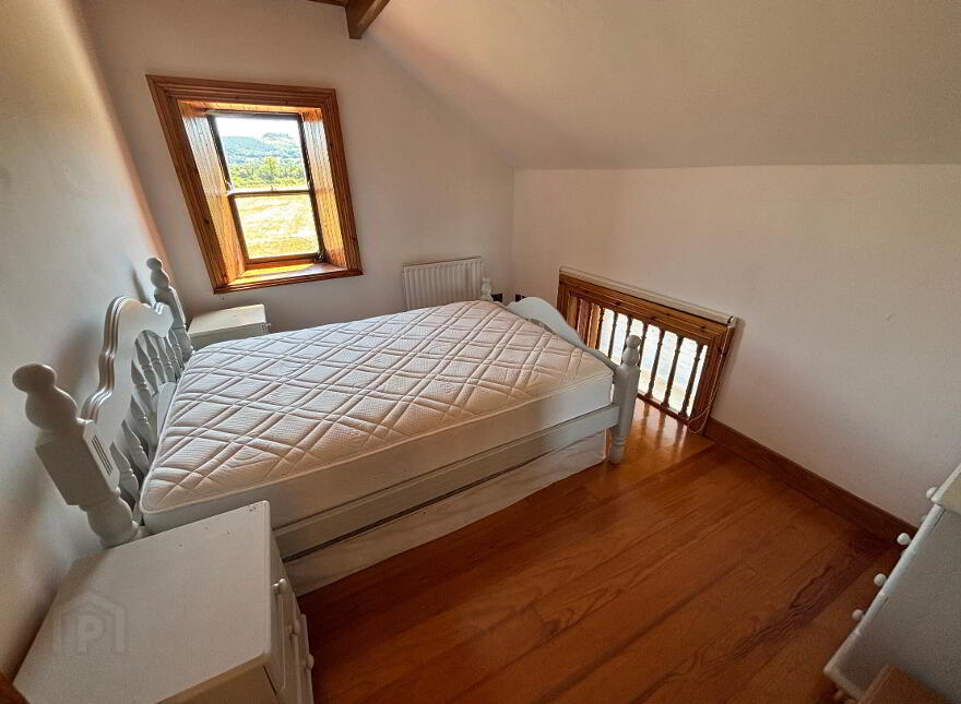The Old School House, Kilvemnon, Mullinahone, E41WE04