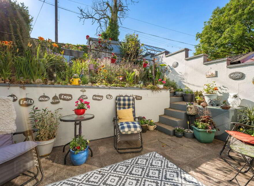 Suncrest, 7 Chapel Avenue, Timoleague, Bandon, P72H519
