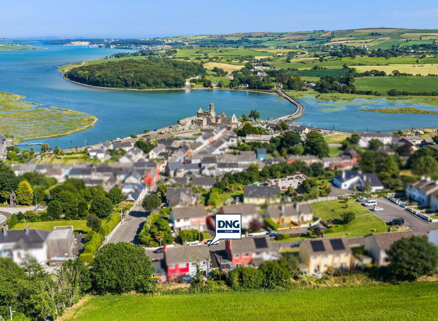 Suncrest, 7 Chapel Avenue, Timoleague, Bandon, P72H519