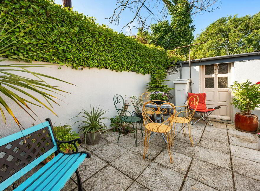 Suncrest, 7 Chapel Avenue, Timoleague, Bandon, P72H519