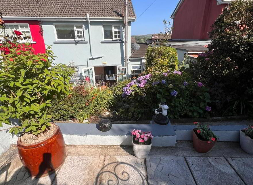 Suncrest, 7 Chapel Avenue, Timoleague, Bandon, P72H519