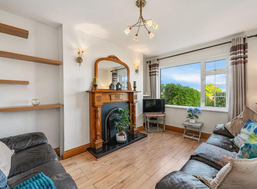 Suncrest, 7 Chapel Avenue, Timoleague, Bandon, P72H519