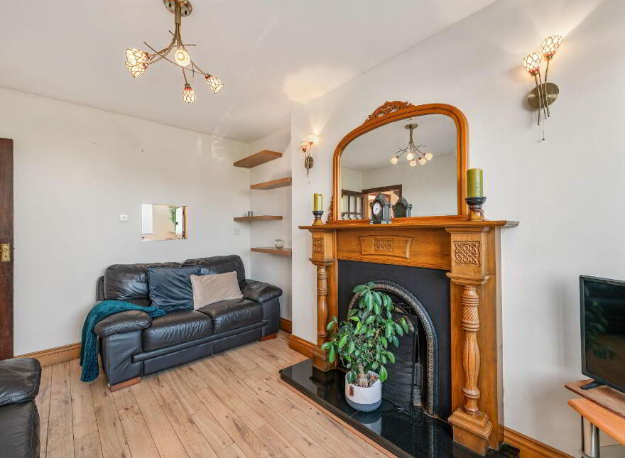 Suncrest, 7 Chapel Avenue, Timoleague, Bandon, P72H519