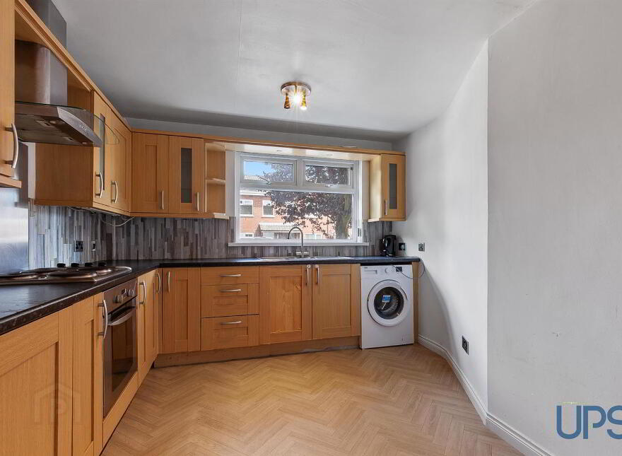 16 Brooke Close, Belfast, BT11 9NT