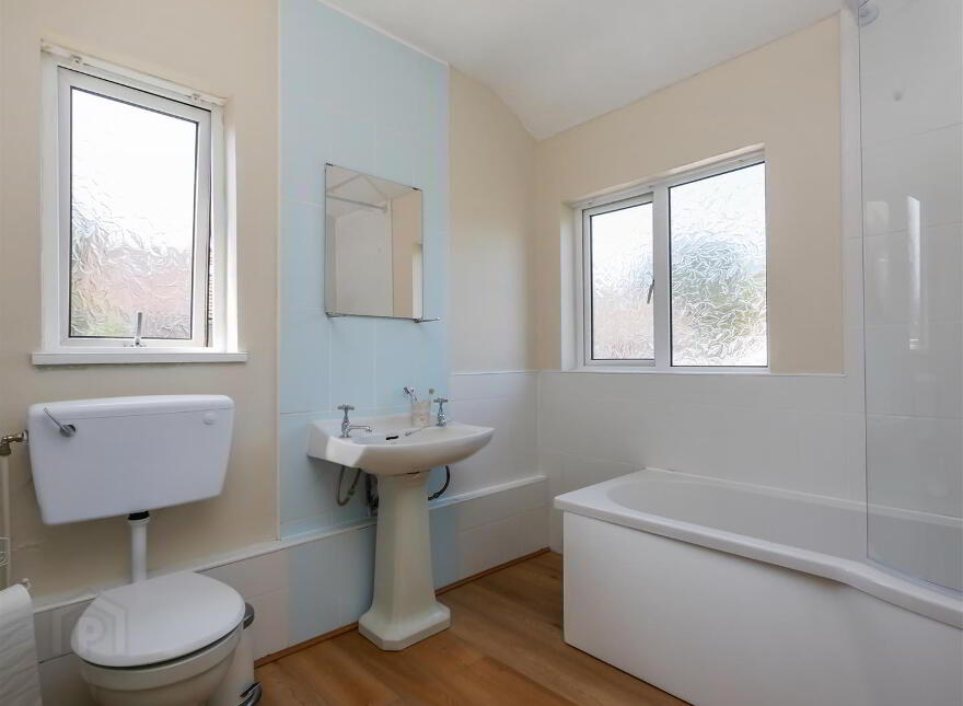 8 Ravensdene Park, Ravenhill Road, Belfast, BT6 0DA