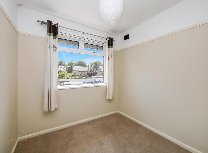 8 Ravensdene Park, Ravenhill Road, Belfast, BT6 0DA