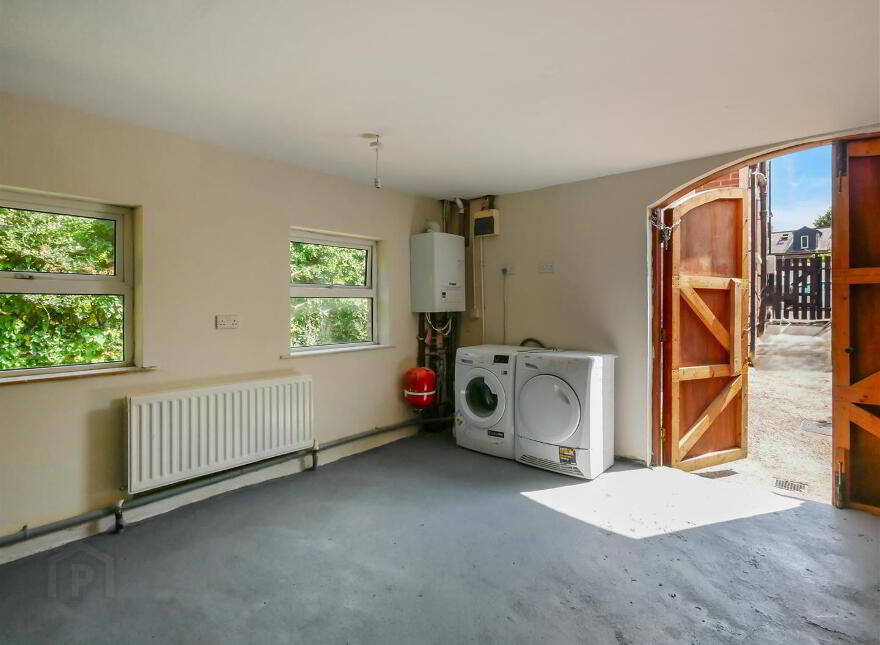 8 Ravensdene Park, Ravenhill Road, Belfast, BT6 0DA