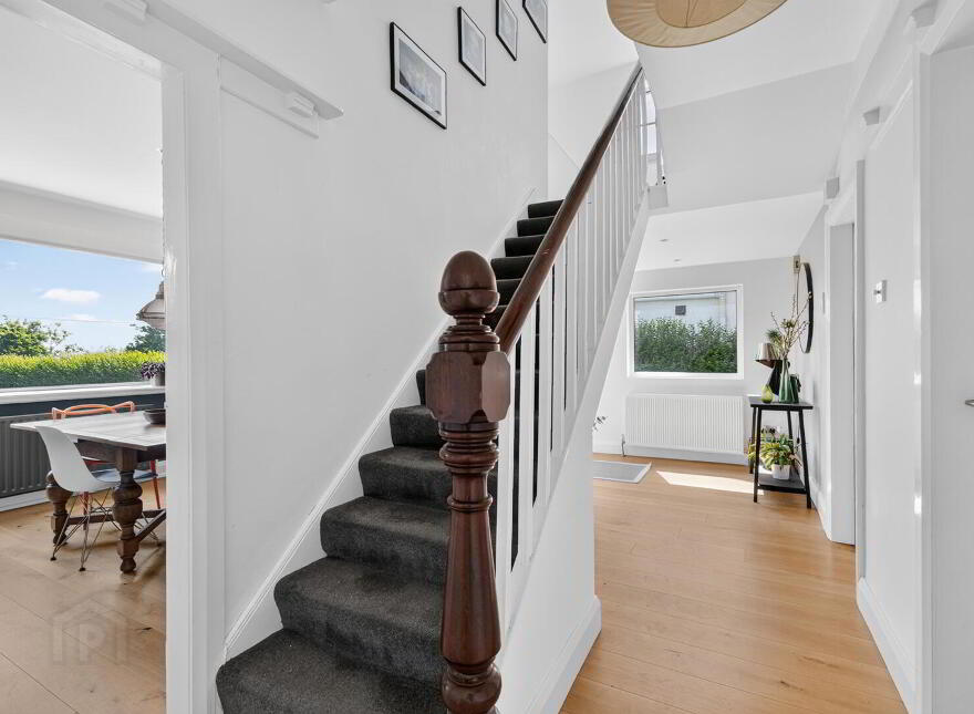 66 Warren Road, Donaghadee, BT21 0PD