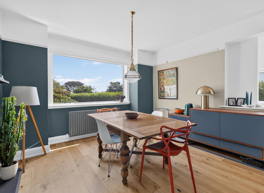 66 Warren Road, Donaghadee, BT21 0PD