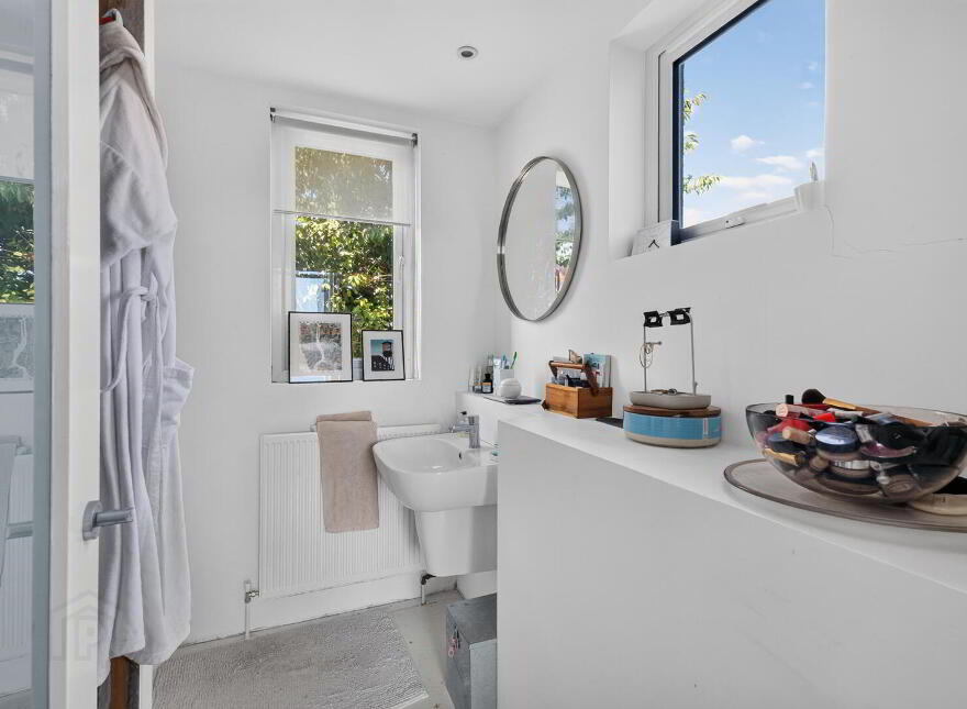 66 Warren Road, Donaghadee, BT21 0PD