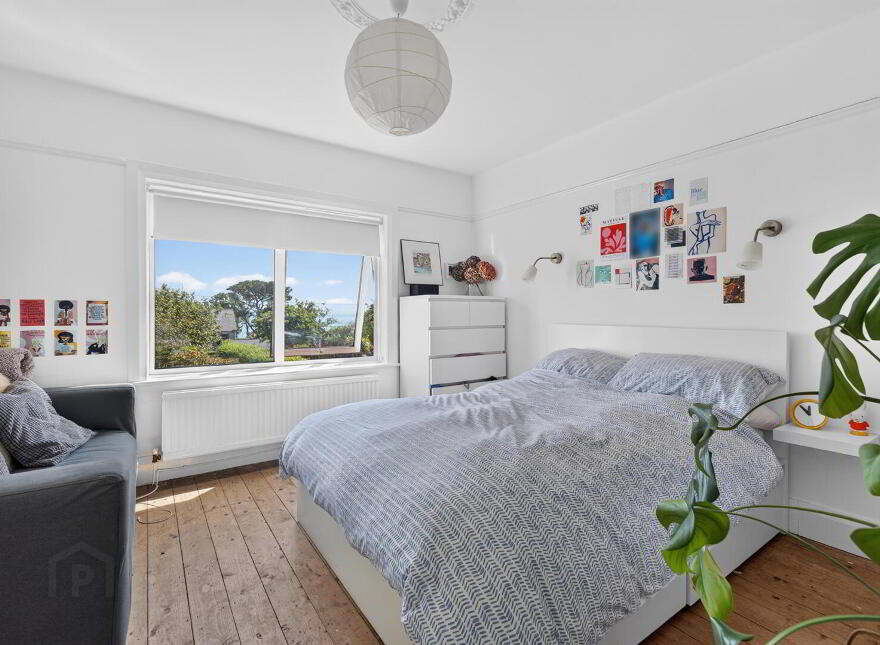 66 Warren Road, Donaghadee, BT21 0PD