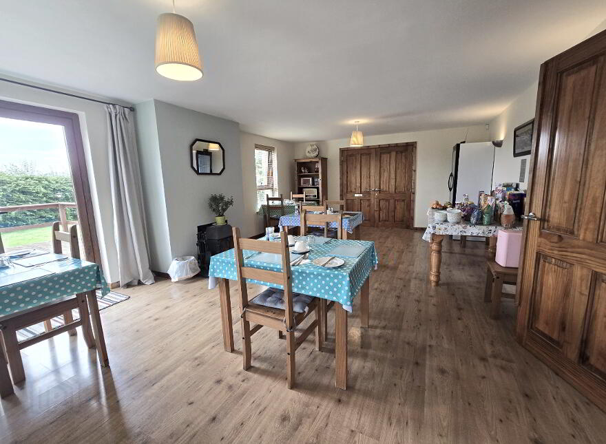 Maghernahar House, 72a Straid Road, Bushmills, Ballycastle, BT54 6NW