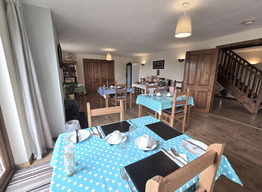 Maghernahar House, 72a Straid Road, Bushmills, Ballycastle, BT54 6NW