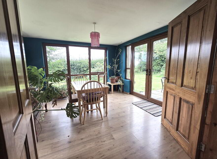 Maghernahar House, 72a Straid Road, Bushmills, Ballycastle, BT54 6NW