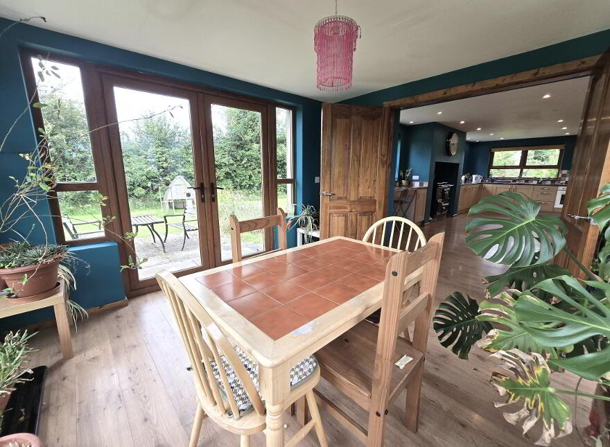 Maghernahar House, 72a Straid Road, Bushmills, Ballycastle, BT54 6NW