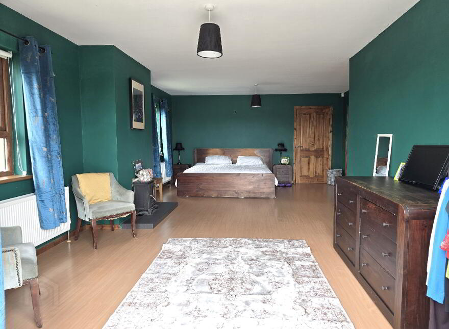 Maghernahar House, 72a Straid Road, Bushmills, Ballycastle, BT54 6NW