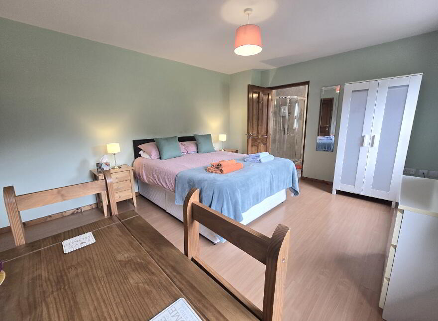 Maghernahar House, 72a Straid Road, Bushmills, Ballycastle, BT54 6NW