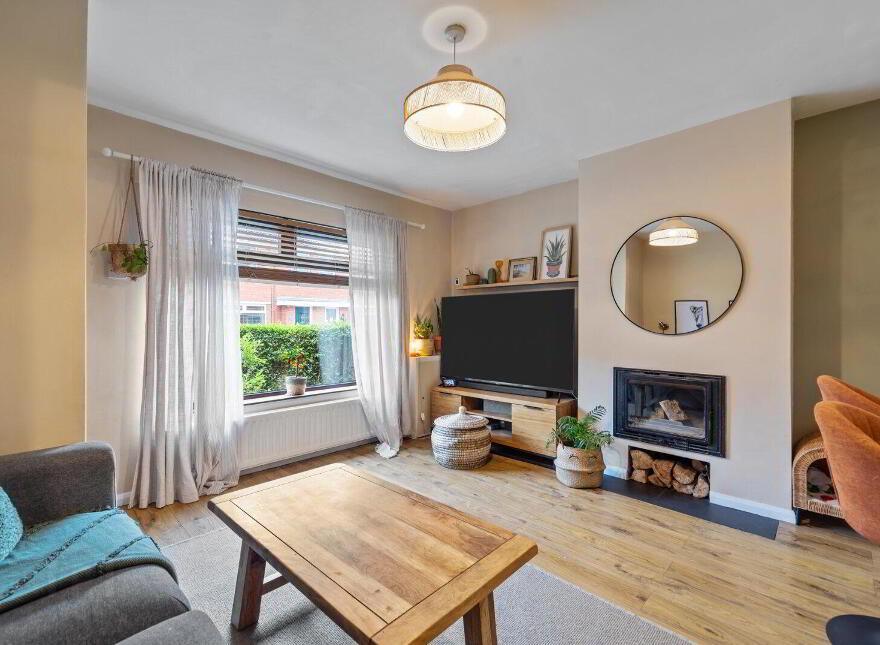 91 Breda Road, Newtownbreda, Belfast, BT8 7BW