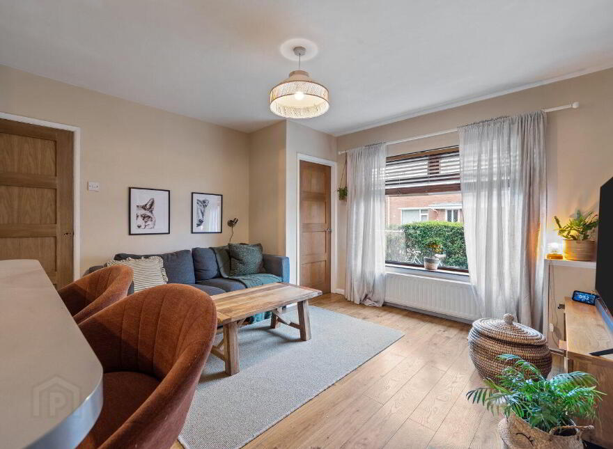 91 Breda Road, Newtownbreda, Belfast, BT8 7BW
