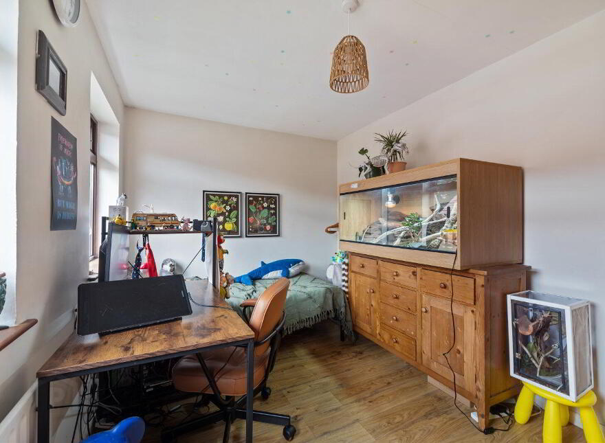 91 Breda Road, Newtownbreda, Belfast, BT8 7BW
