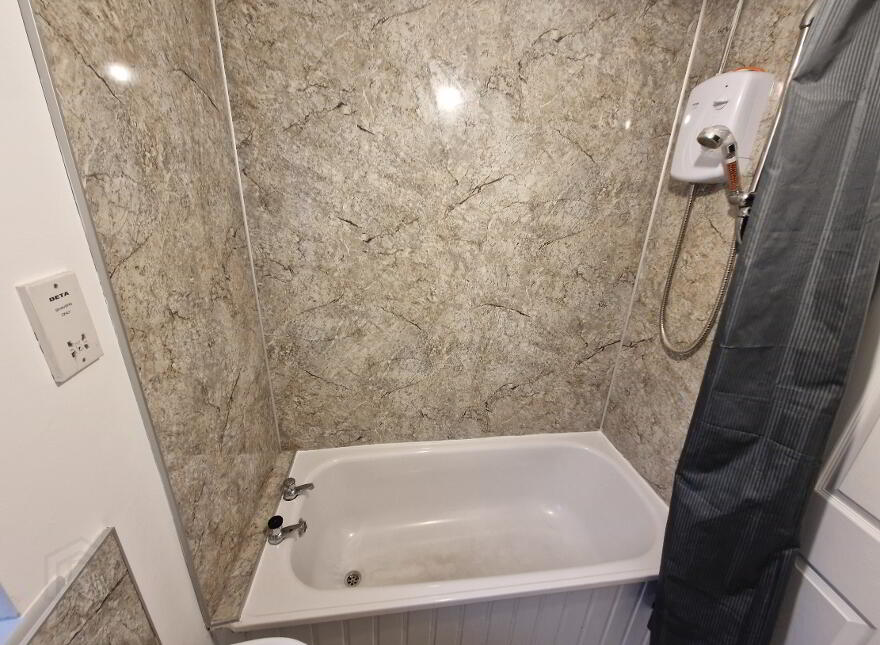 Abbeyview, Muckamore, BT41 4QA