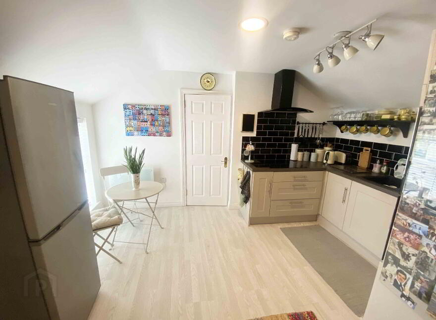 27a Bridge Street, Banbridge, BT32 3JL