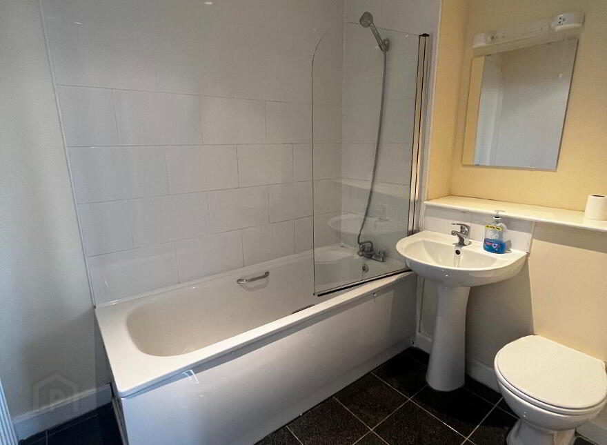 802 College Central, College Avenue, Belfast, BT1 6BD