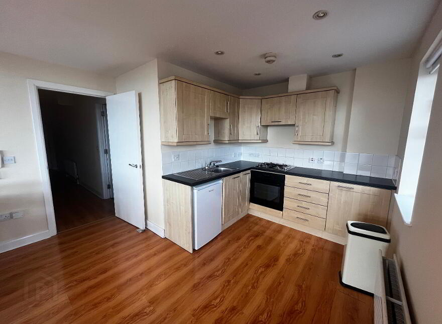 802 College Central, College Avenue, Belfast, BT1 6BD
