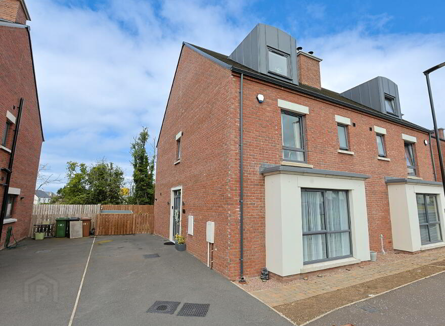 306 The Hollows, Lurgan, Craigavon, BT66 7WW