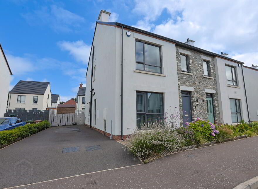 258 The Hollows, Lurgan, Craigavon, BT66 7FU