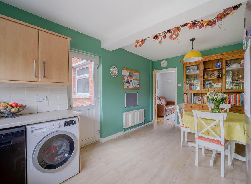 62 Breda Road, Belfast, BT8 7BU