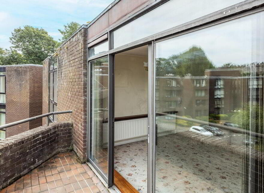Apartment 16 Milltown Grove, Milltown, Milltown, D14Y021