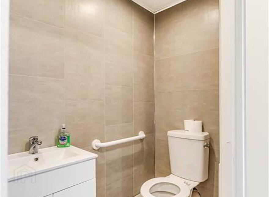 9 Glenveagh Drive, Lenadoon, Belfast, BT11 9HX