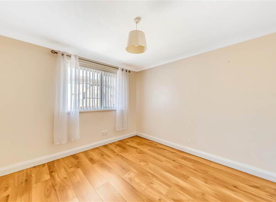 9 Glenveagh Drive, Lenadoon, Belfast, BT11 9HX