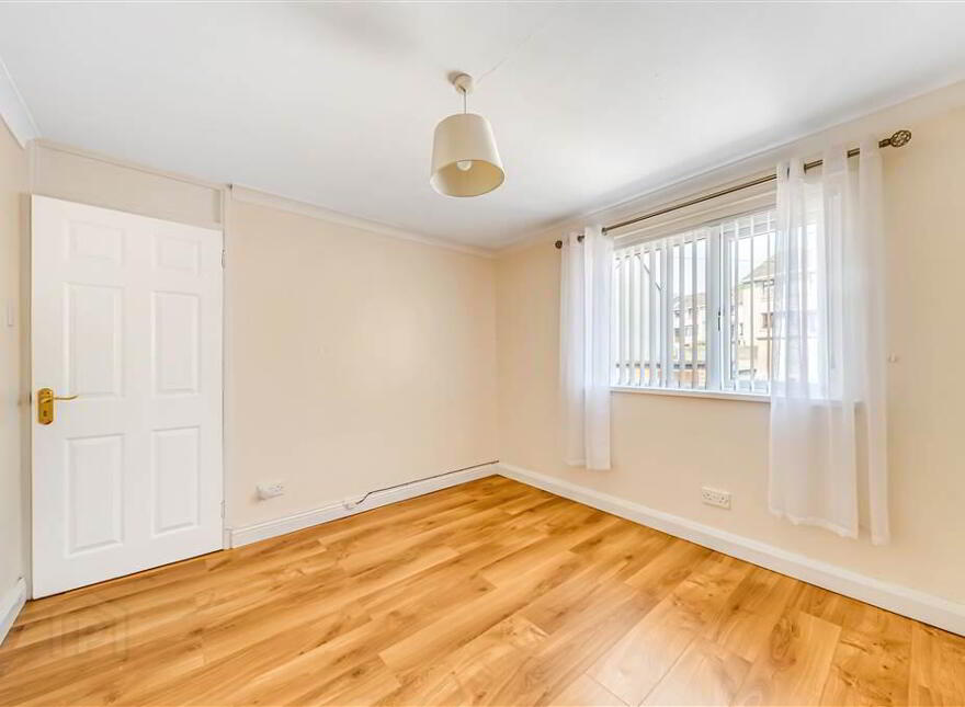 9 Glenveagh Drive, Lenadoon, Belfast, BT11 9HX