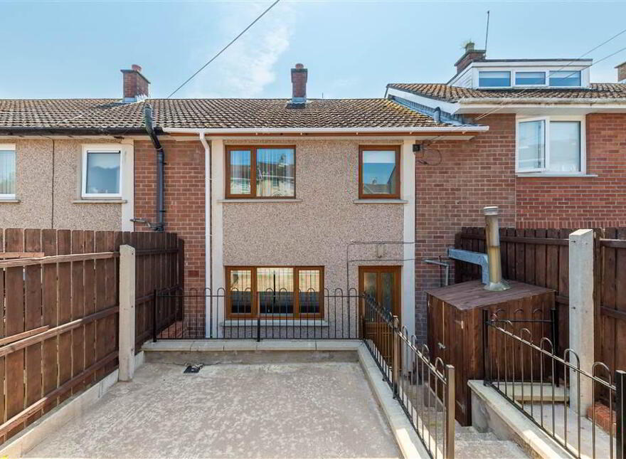 9 Glenveagh Drive, Lenadoon, Belfast, BT11 9HX