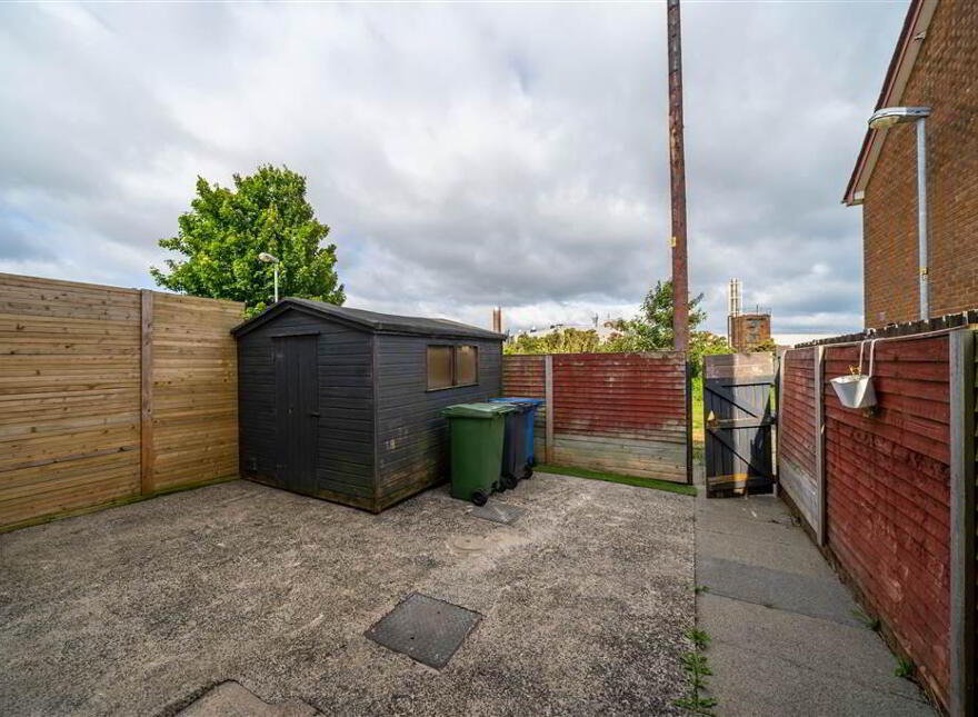 27 Ballyree Gardens, Bangor, BT19 7RN