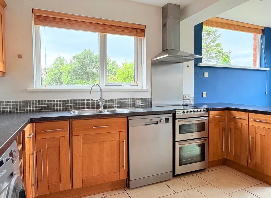 20 Knockfergus Park, Greenisland, Carrickfergus, BT38 8SN