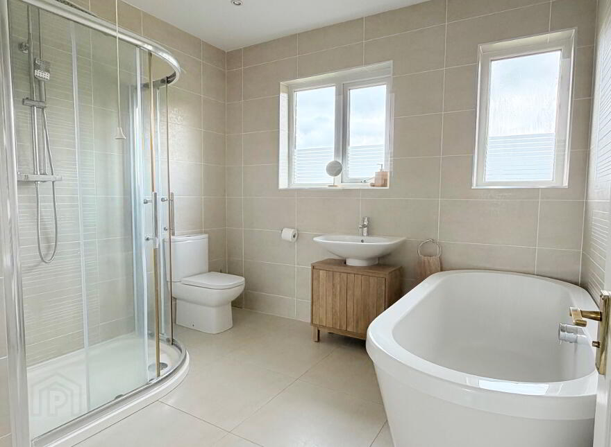 20 Knockfergus Park, Greenisland, Carrickfergus, BT38 8SN