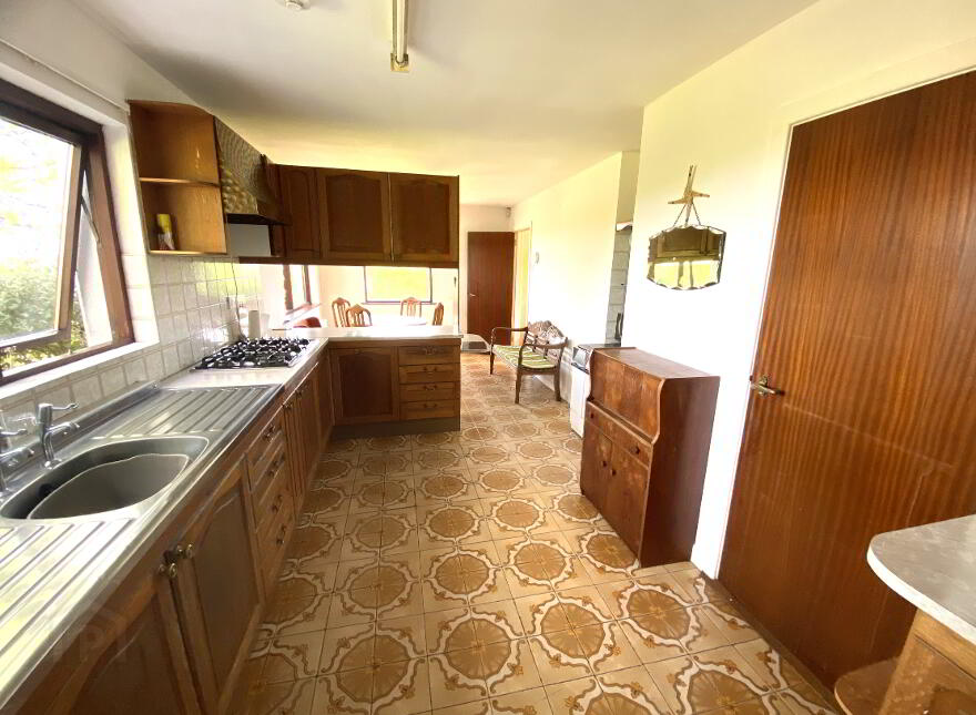39 Tursallagh Road, Sixmilecross, Omagh, BT79 9EA