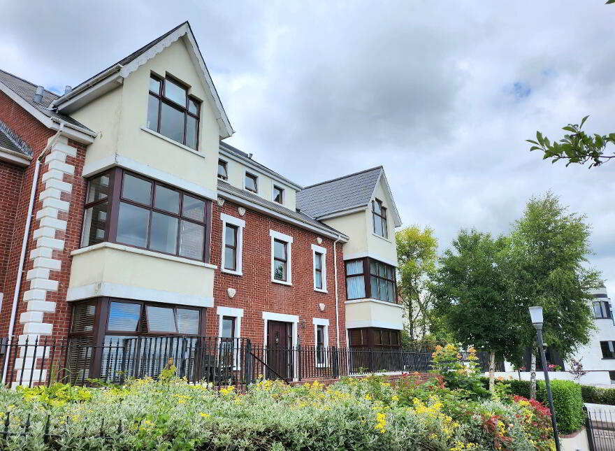 Apt 3, 2 Glencoe Park, Antrim Road, Belfast, BT36 7PT photo