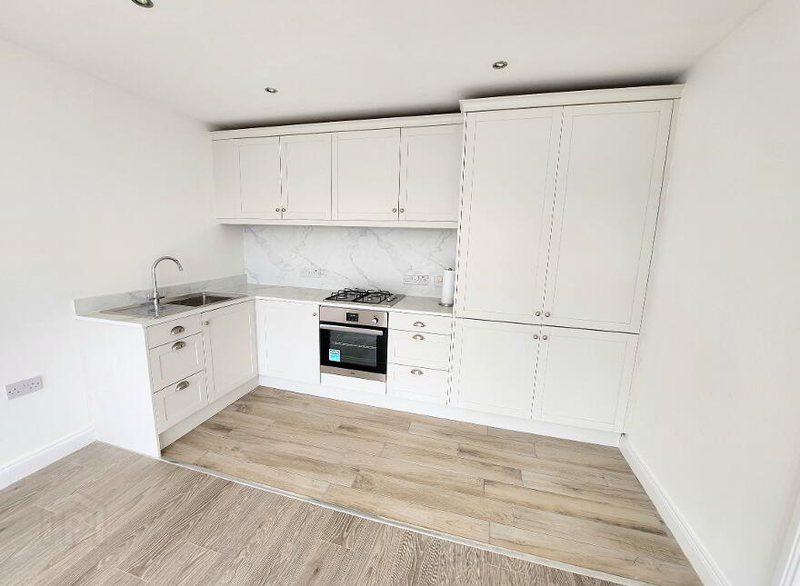 Apt 3, 2 Glencoe Park, Antrim Road, Belfast, BT36 7PT