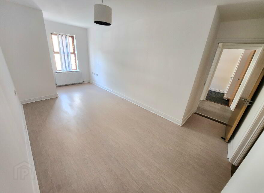 Apt 3, 2 Glencoe Park, Antrim Road, Belfast, BT36 7PT