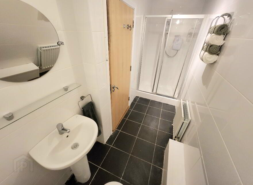 Apt 3, 2 Glencoe Park, Antrim Road, Belfast, BT36 7PT
