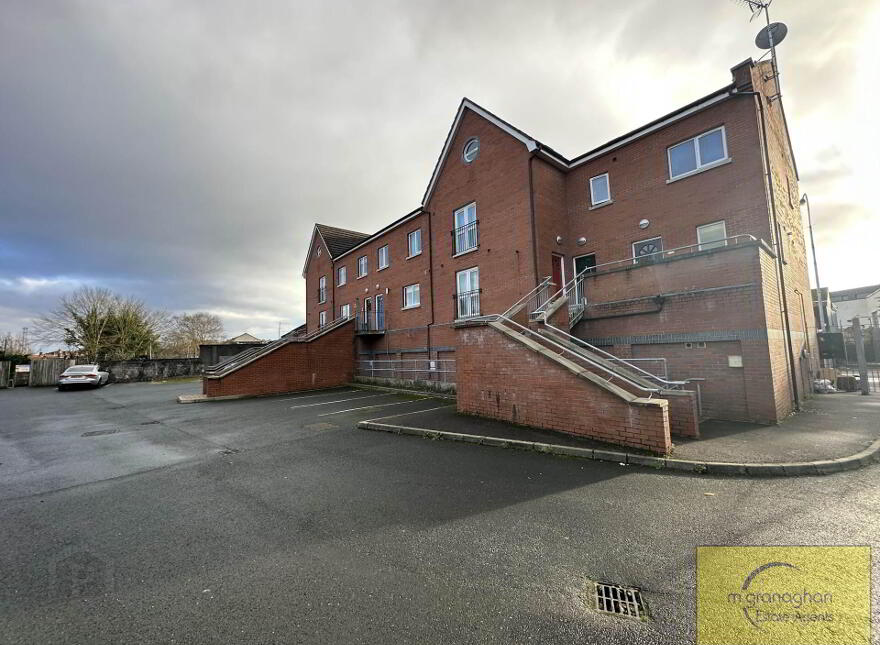6 Kingsway Court, Belfast, BT17 9SE