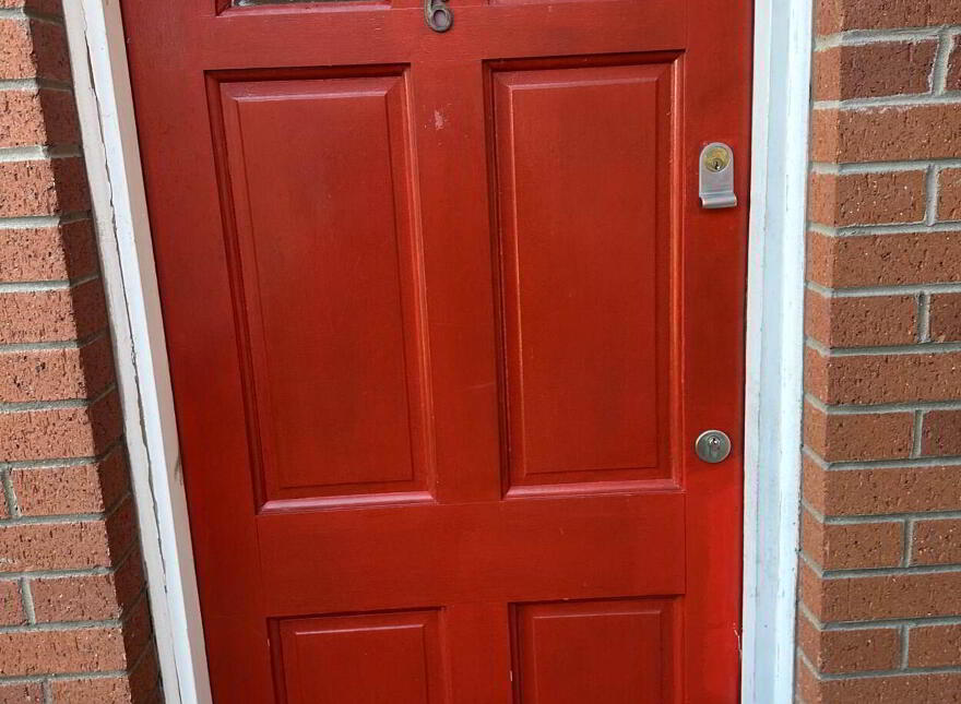 6 Kingsway Court, Belfast, BT17 9SE