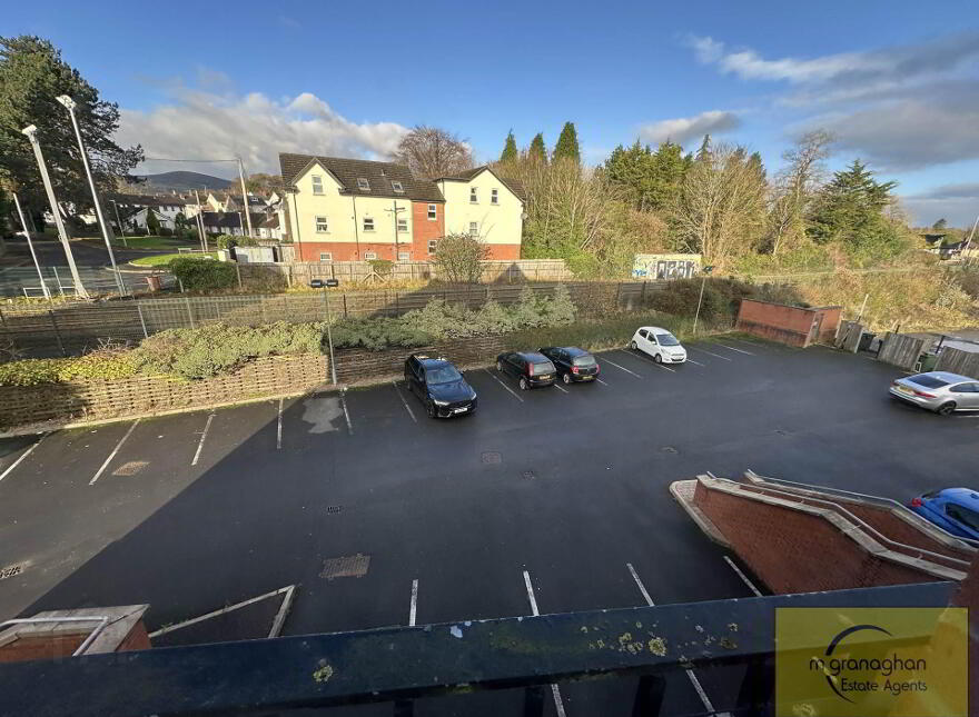 6 Kingsway Court, Belfast, BT17 9SE