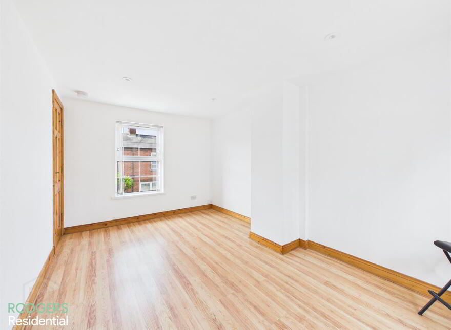 8 Houston Court, Belfast, BT5 6JW