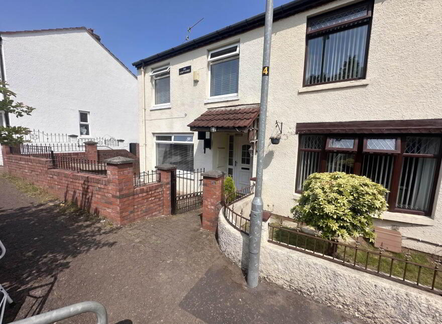 9 Colinvale, Poleglass, Belfast, BT17 0JN